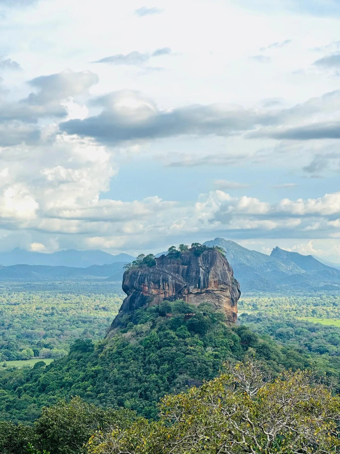 sigiriya rock